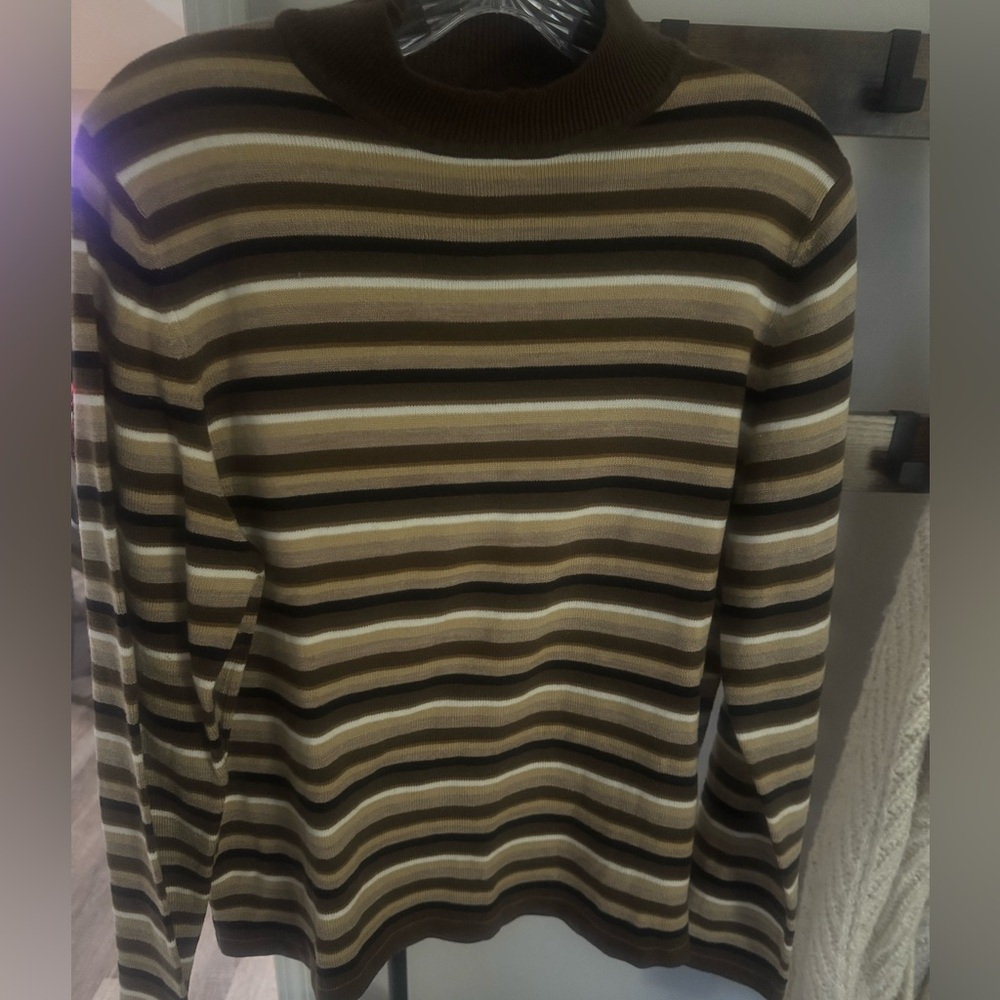 Women’s Petite striped sweater